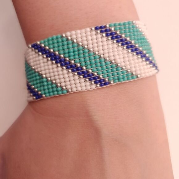 Loom Beaded Bracelet Teal, White, Navy Blue and Silver - Picture 1 of 4